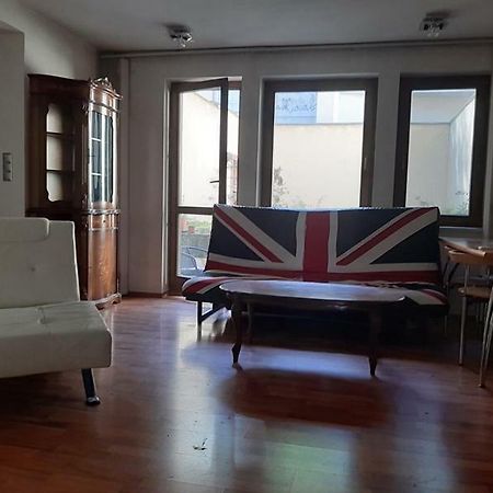Pleasant Apartment Under The Bratislava Castle Exterior foto